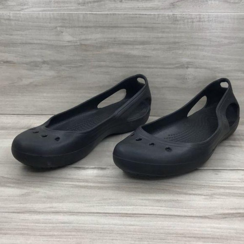 Crocs Black Flats Women's Size 10